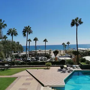 https://carihuela-beach.1costadelsol.com